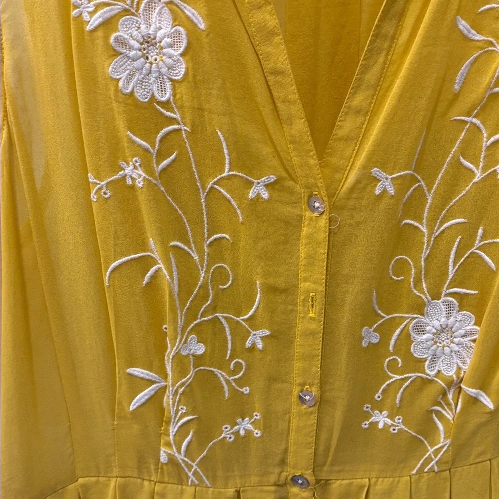 Moulinette Soeurs Vibrant Yellow Dress with matching slip - Picture 3 of 8